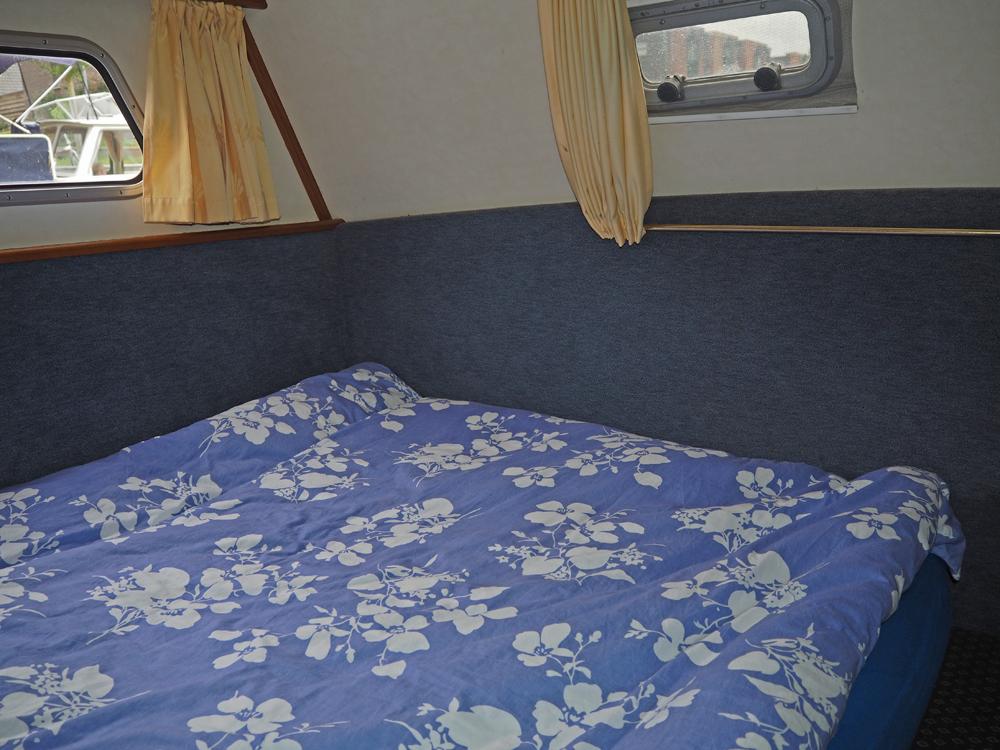 Aft cabin, Accommodation